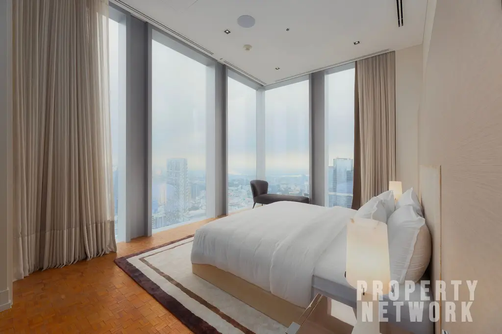 Discover luxury living at The Ritz-Carlton Residences, a 4-bedroom, 4-bathroom condo on the 58th floor, offering 486 sqm of elegance for sale at 350M THB. near BTS Chong Nonsi and near MRT Sam Yan
