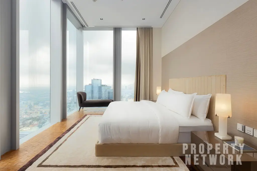 Discover luxury living at The Ritz-Carlton Residences, a 4-bedroom, 4-bathroom condo on the 58th floor, offering 486 sqm of elegance for sale at 350M THB. near BTS Chong Nonsi and near MRT Sam Yan