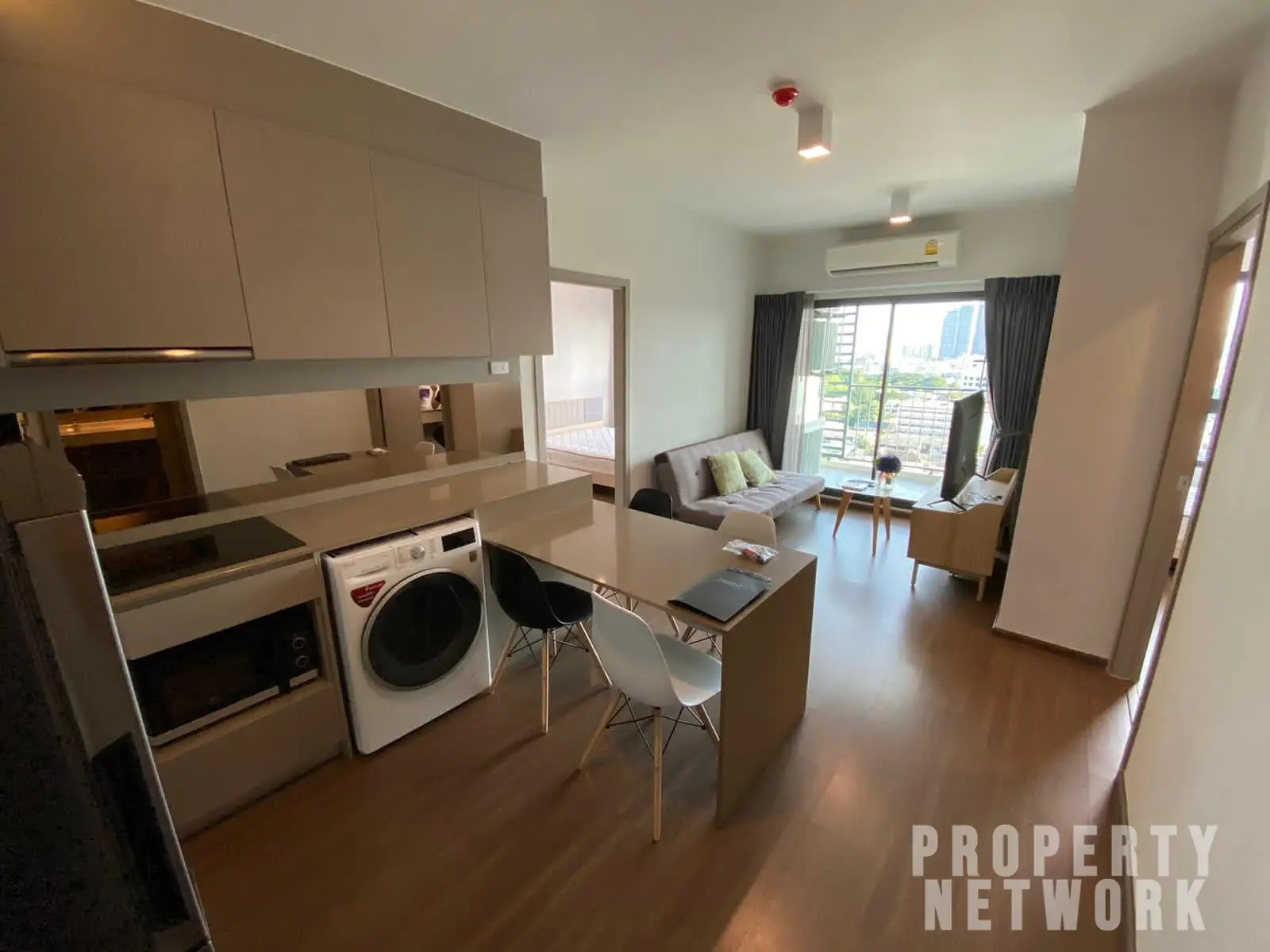 2-Bed, 2-Bath, 53sqm Ideo Sukhumvit 93 for Rent 29.8K/Month or Sale 8M, 250m to BTS Bang Chak, Fully Furnished, Modern Living in Phra Khanong, Bangkok.