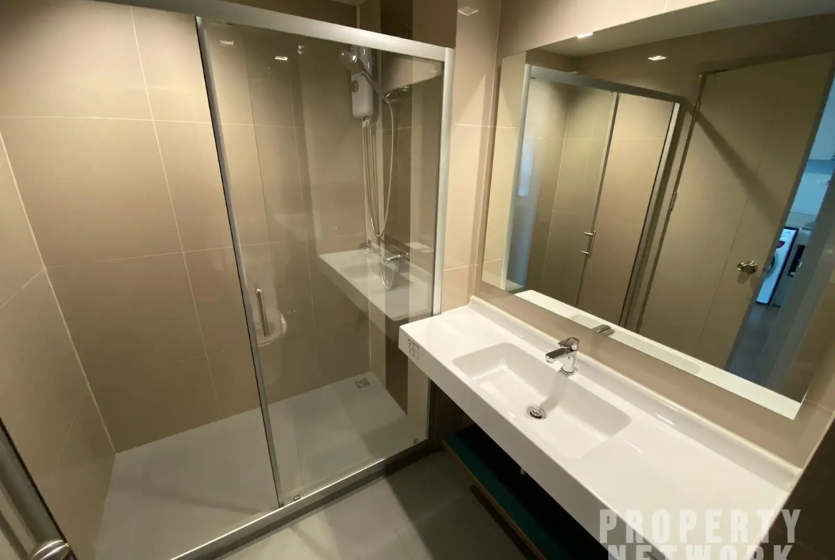2-Bed, 2-Bath, 53sqm Ideo Sukhumvit 93 for Rent 29.8K/Month or Sale 8M, 250m to BTS Bang Chak, Fully Furnished, Modern Living in Phra Khanong, Bangkok.