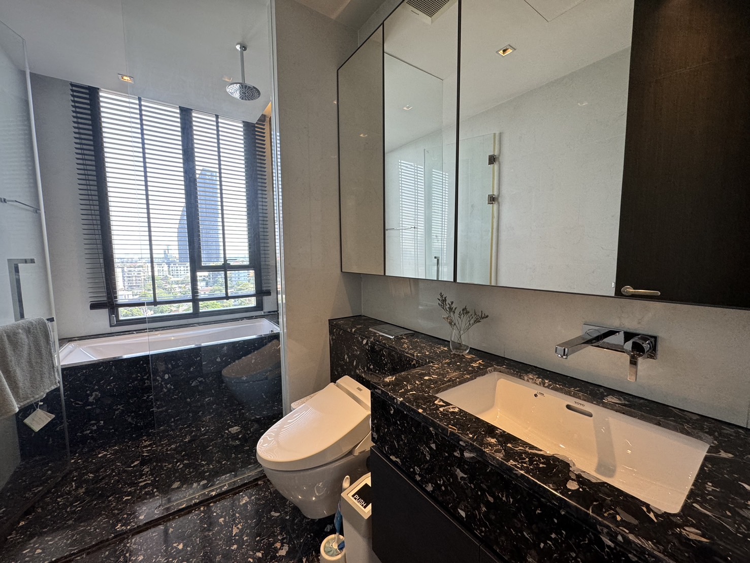 2-Bedroom, 2-Bathroom, 80.26 sqm Condo for Rent at Beatniq Sukhumvit 32 near Phrom Phong BTS – 82,000 THB/month