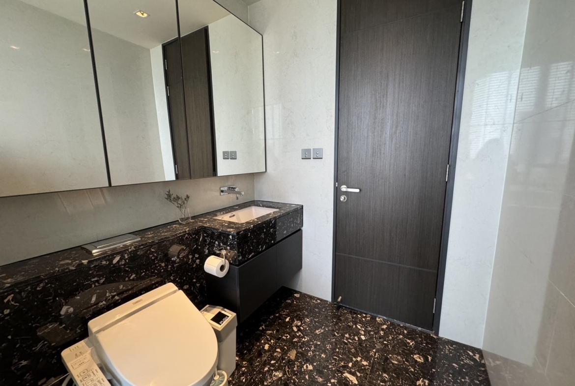 2-Bedroom, 2-Bathroom, 80.26 sqm Condo for Rent at Beatniq Sukhumvit 32 near Phrom Phong BTS – 82,000 THB/month