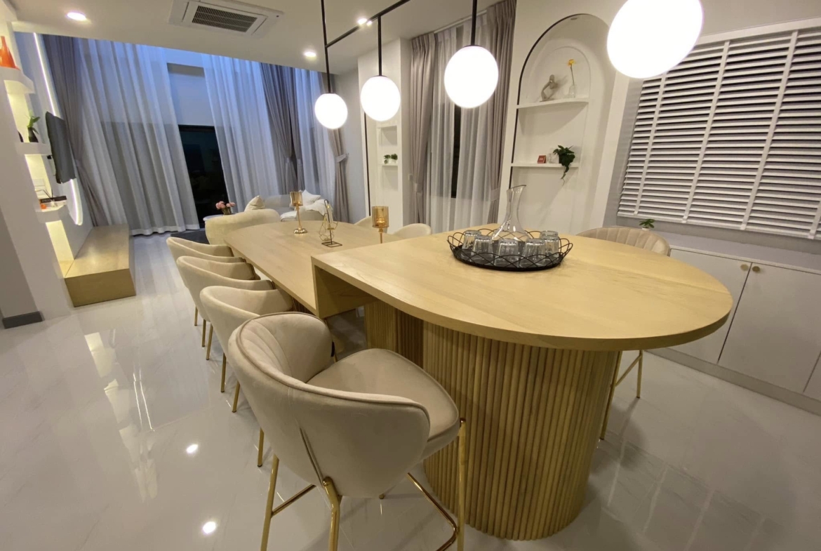 4-Bedroom, 5-Bathroom, 313 sqm House for Rent at The City Bangna - 180,000 THB/month, Near Bearing BTS