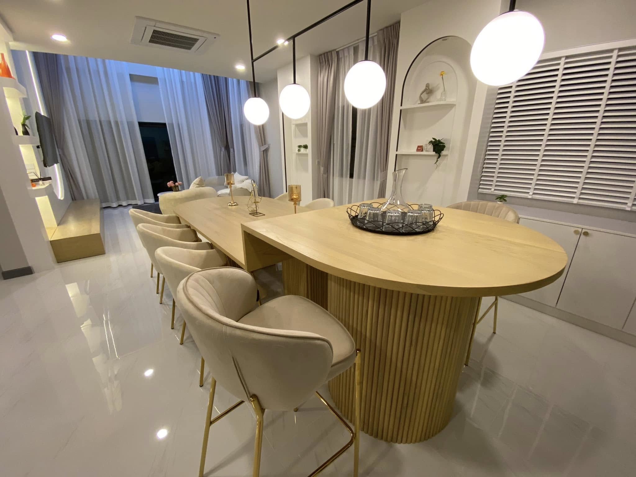 4-Bedroom, 5-Bathroom, 313 sqm House for Rent at The City Bangna - 180,000 THB/month, Near Bearing BTS