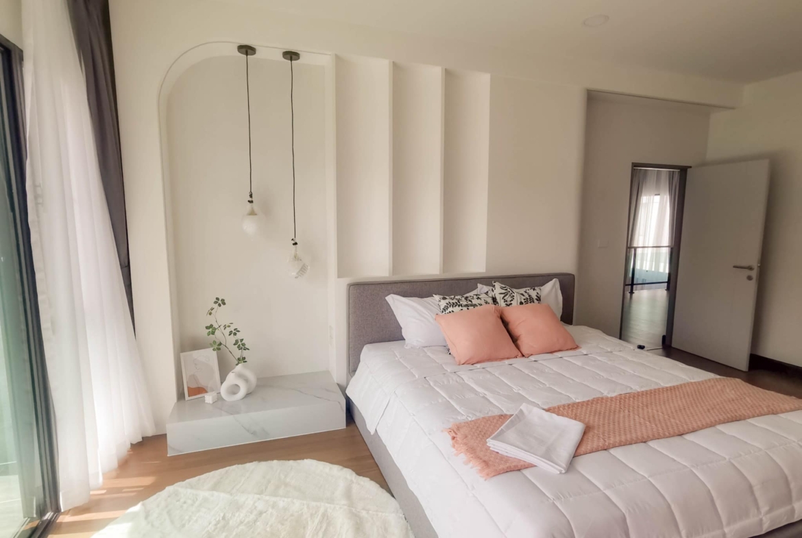 4-Bedroom, 5-Bathroom, 313 sqm House for Rent at The City Bangna - 180,000 THB/month, Near Bearing BTS
