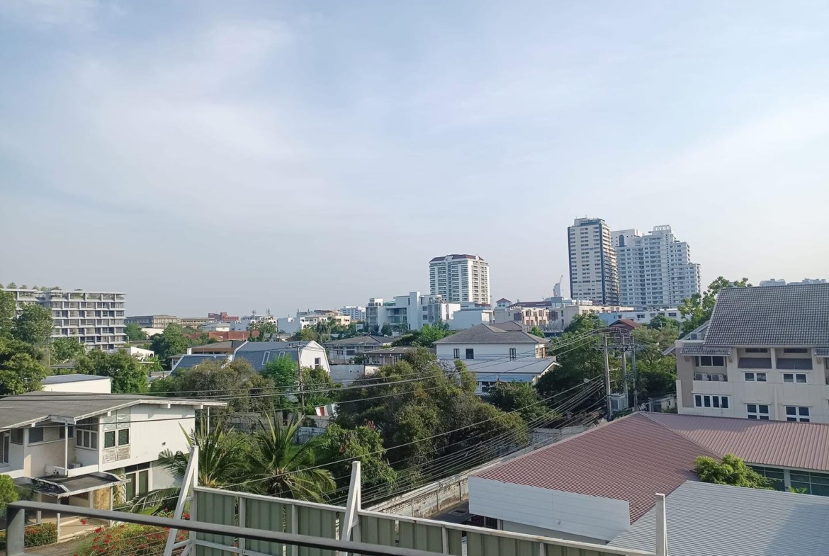 Spacious 2-bedroom, pet-friendly condo for rent at Mattani Suites. Fully furnished, 80 sqm, best amenities, near BTS and top attractions. Rent: 45,000 THB/month