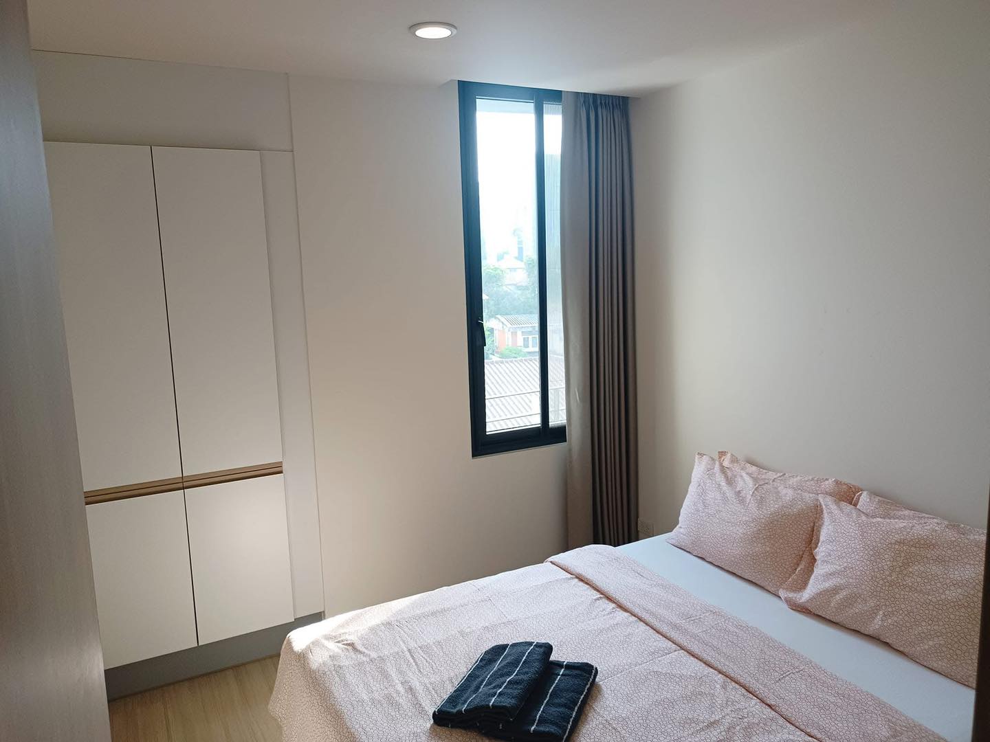 Spacious 2-bedroom, pet-friendly condo for rent at Mattani Suites. Fully furnished, 80 sqm, best amenities, near BTS and top attractions. Rent: 45,000 THB/month