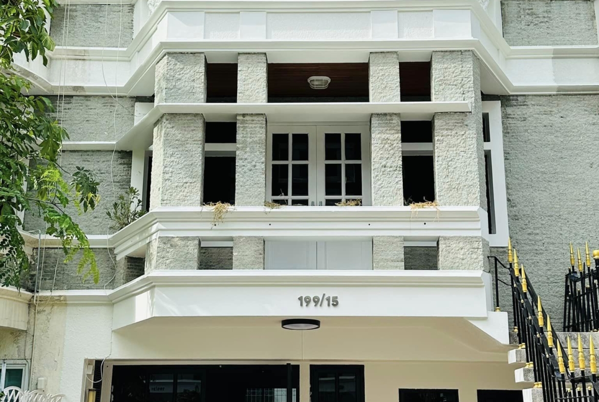 3BR 4BTH 350sqm Condo for Rent at Moo Baan Chicha Castle Near Asoke BTS - 85,000 THB/Month