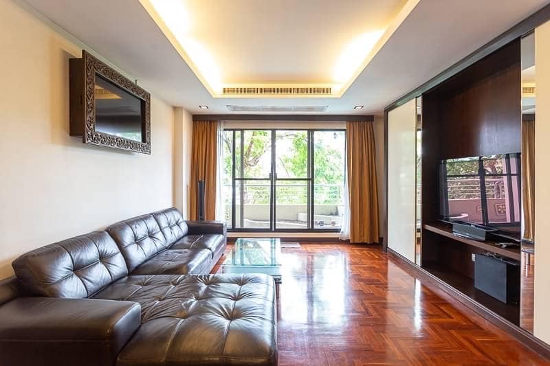 Spacious 3-bed, 2-bath condo, 142 sqm, newly renovated at Supreme Ville, Yen Akat. Peaceful living with premium amenities for 60K THB/month.