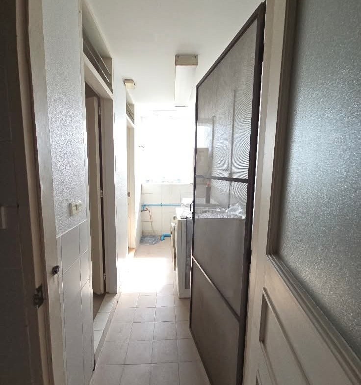 3-Bedroom 3-Bathroom 223 sqm Condo for Rent at President Park Sukhumvit 24, 65,000 THB/month, Near Phrom Phong BTS