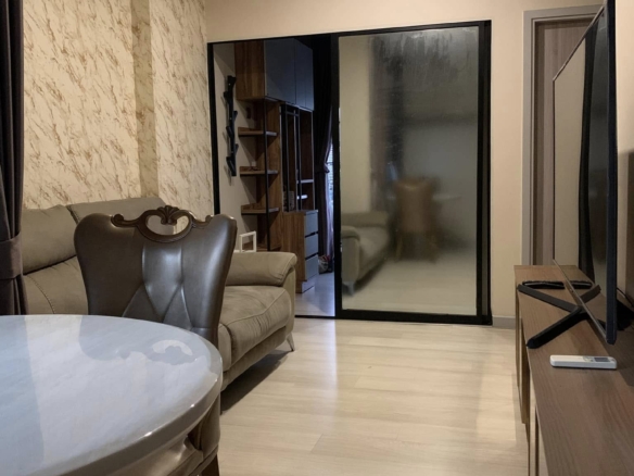 Modern 2-bedroom 1-bathroom 38 sqm condo at Knightsbridge Prime Sathorn. Rent 37,000 THB/month. Fully furnished. Near BTS Chong Nonsi, pool & gym.