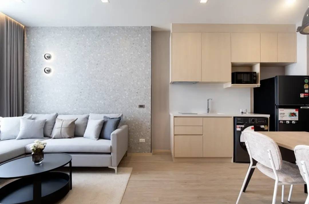 2-Bed, 2-Bath, 59 sqm Condo for Rent at NOBLE STATE 39 near BTS Phrom Phong, 60K THB/Month