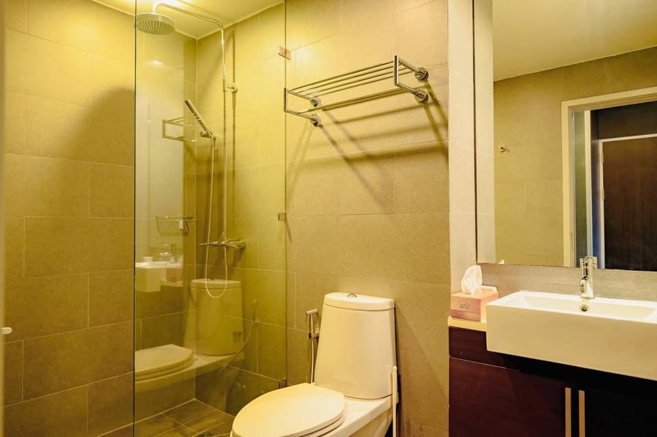 1-Bedroom 1-Bathroom 53 sqm Condo for Rent at Noble Solo, Near BTS Thong Lo, 30,000 THB/Month