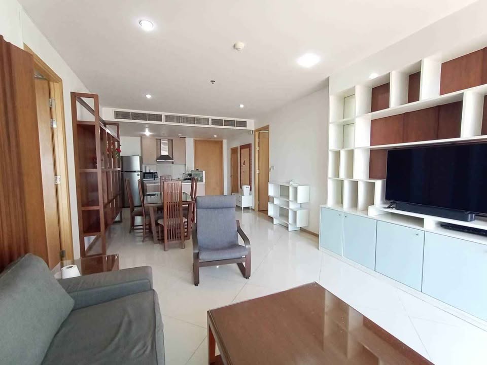 Spacious 2-Bedroom Condo for Rent at The Empire Place Sathorn. Fully furnished, 100 sqm, 7th floor. Prime location near BTS Chong Nonsi. Rent: 45,000 THB/month