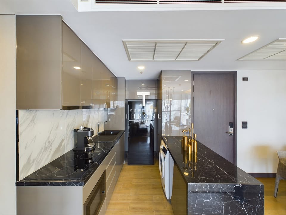 2-BR, 2-BTH, 76.72 sqm Condo for Rent at Siamese Exclusive Queens, 71,000 THB/month, Near Queen Sirikit MRT