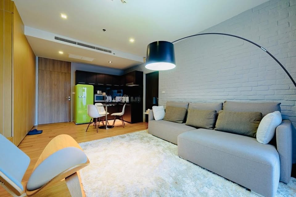 1-Bedroom 1-Bathroom 53 sqm Condo for Rent at Noble Solo, Near BTS Thong Lo, 30,000 THB/Month