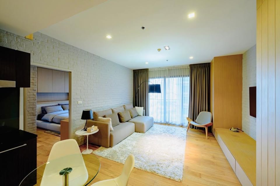 1-Bedroom 1-Bathroom 53 sqm Condo for Rent at Noble Solo, Near BTS Thong Lo, 30,000 THB/Month
