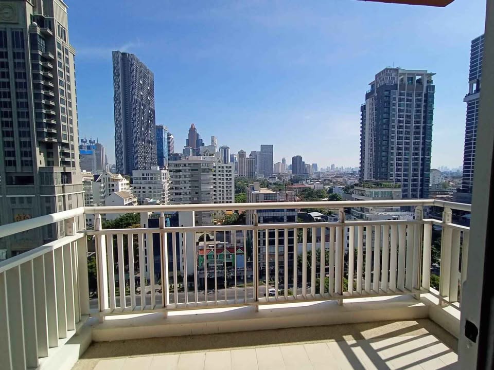 Spacious 2-Bedroom Condo for Rent at The Empire Place Sathorn. Fully furnished, 100 sqm, 7th floor. Prime location near BTS Chong Nonsi. Rent: 45,000 THB/month