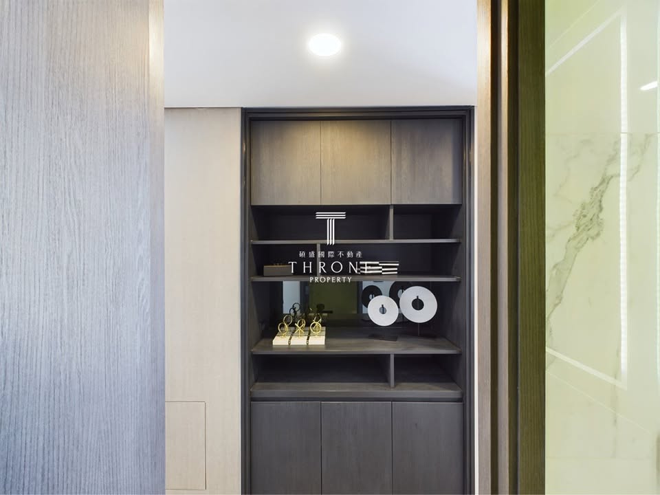 2-BR, 2-BTH, 76.72 sqm Condo for Rent at Siamese Exclusive Queens, 71,000 THB/month, Near Queen Sirikit MRT