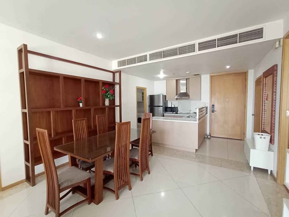 Spacious 2-Bedroom Condo for Rent at The Empire Place Sathorn. Fully furnished, 100 sqm, 7th floor. Prime location near BTS Chong Nonsi. Rent: 45,000 THB/month