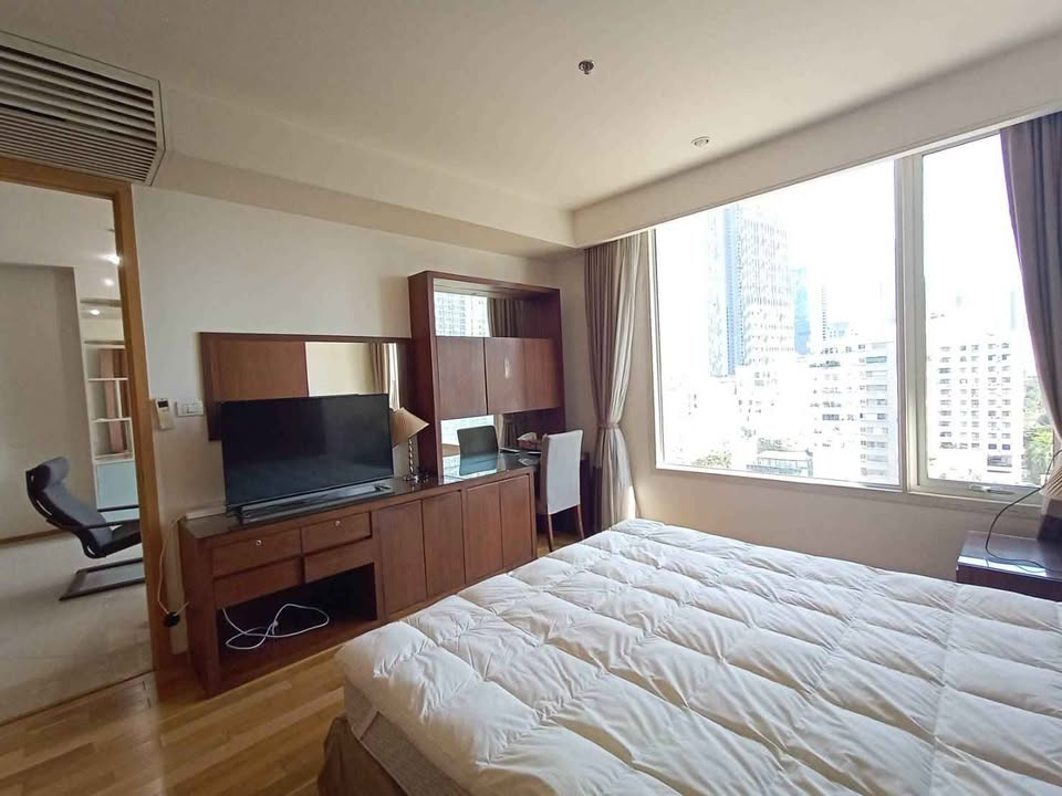 Spacious 2-Bedroom Condo for Rent at The Empire Place Sathorn. Fully furnished, 100 sqm, 7th floor. Prime location near BTS Chong Nonsi. Rent: 45,000 THB/month