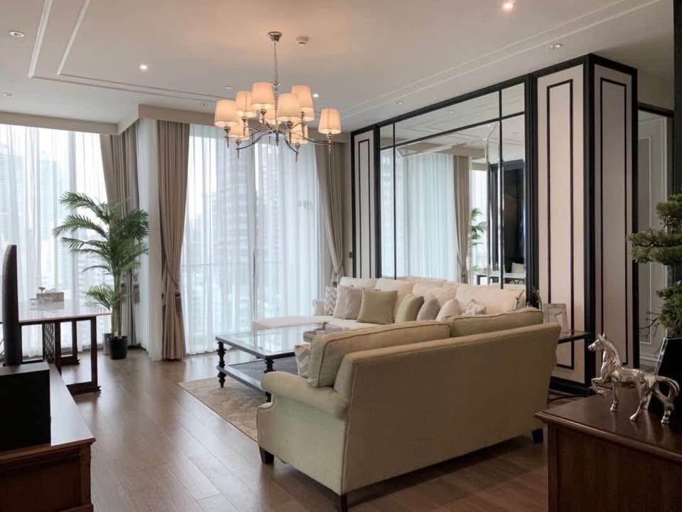 Luxurious 2-bedroom, 2-bathroom condo for sale at Kraam Sukhumvit 26. High floor, 110 sqm, fully furnished, breathtaking city views. Price: 32M THB.