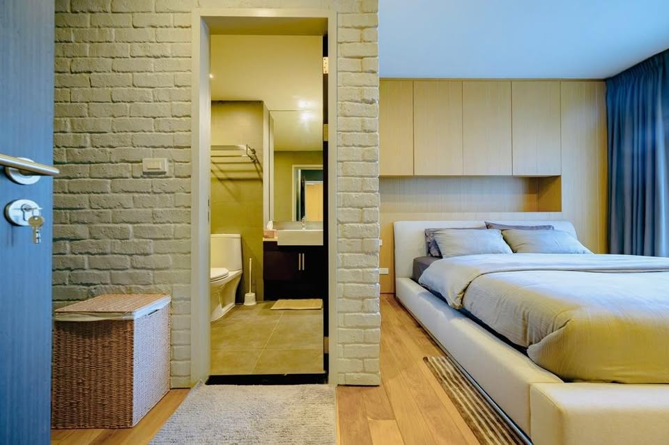 1-Bedroom 1-Bathroom 53 sqm Condo for Rent at Noble Solo, Near BTS Thong Lo, 30,000 THB/Month