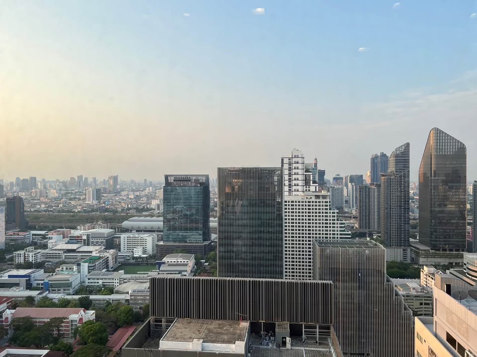 Discover luxury living at The Esse Asoke with this 2-bedroom, 2-bathroom corner condo for sale. High floor, 75.5 sqm, fully furnished. Sale for 20,000,000 THB
