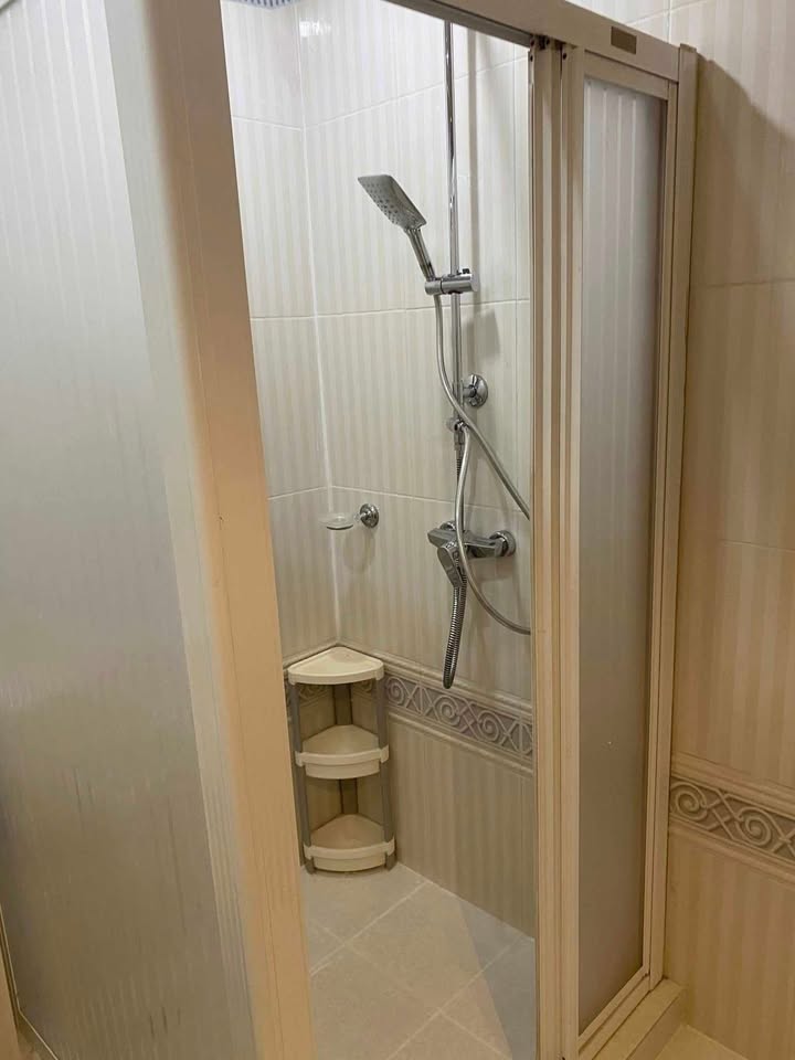 2-bed, 2-bath condo at Supreme Ville, 118.25 sqm. Rent for 60K/month, near BTS Chong Nonsi Station. Fully furnished with premium amenities.