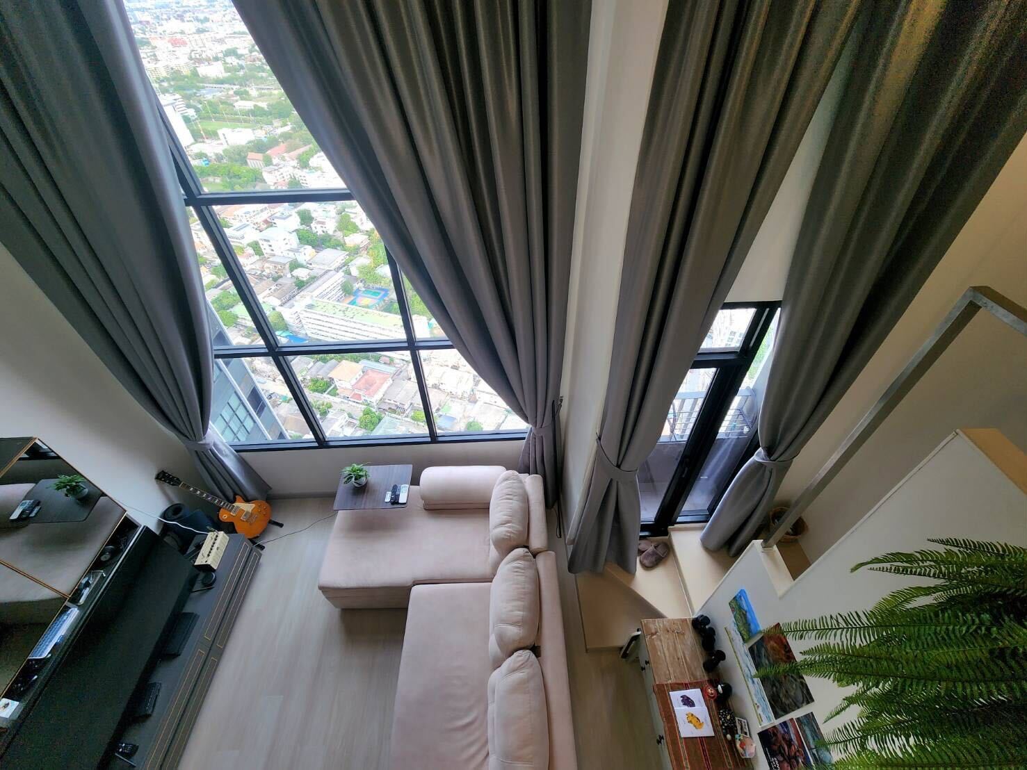 Spacious 2-bed, 2-bath condo at Supreme Ville, 118.25 sqm, for rent at 60,000 THB/month. Prime location near Lumphini MRT. Fully furnished.
