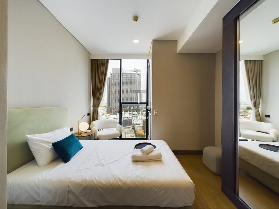 2-BR, 2-BTH, 76.72 sqm Condo for Rent at Siamese Exclusive Queens, 71,000 THB/month, Near Queen Sirikit MRT