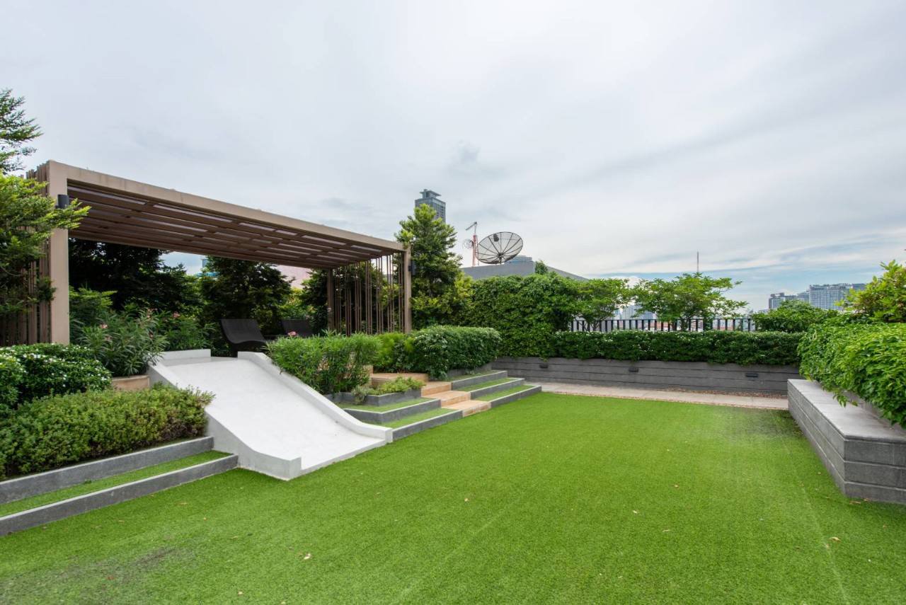 2-bed, 2-bath condo at LLOYD Soonvijai-Thonglor, 54 sqm, for rent starting from 50,000 THB/month. Available Feb 17. Near BTS Thonglor. Fully furnished + free Wi-Fi.