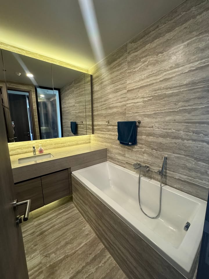 Stylish 2-bedroom, 2-bathroom condo at Celes Asoke, 70 sqm. Rent for 70K/month, near BTS Asok Station. Fully furnished with premium amenities.