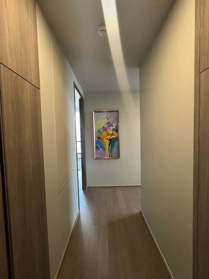 Stylish 2-bedroom, 2-bathroom condo at Celes Asoke, 70 sqm. Rent for 70K/month, near BTS Asok Station. Fully furnished with premium amenities.
