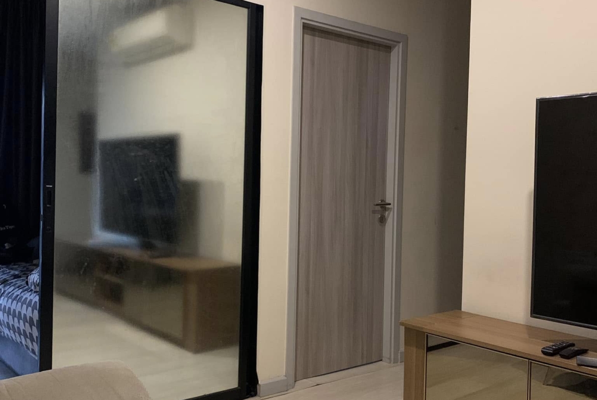 Modern 2-bedroom 1-bathroom 38 sqm condo at Knightsbridge Prime Sathorn. Rent 37,000 THB/month. Fully furnished. Near BTS Chong Nonsi, pool & gym.
