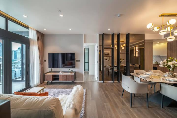 2-bed, 2-bath condo at MUNIQ Sukhumvit 23, 86 sqm. Rent for 95K/month, sale for 22M THB. Fully furnished, near BTS Asok.