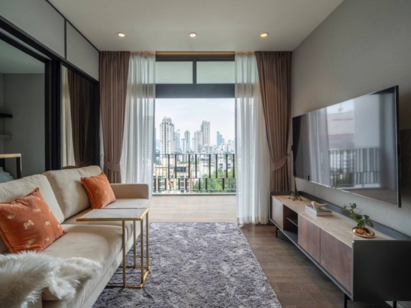 2-bed, 2-bath condo at MUNIQ Sukhumvit 23, 86 sqm. Rent for 95K/month, sale for 22M THB. Fully furnished, near BTS Asok.