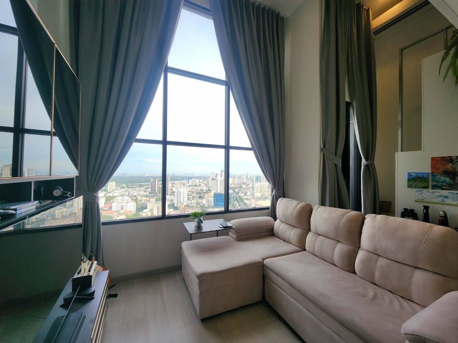 Spacious 2-bed, 2-bath condo at Supreme Ville, 118.25 sqm, for rent at 60,000 THB/month. Prime location near Lumphini MRT. Fully furnished.