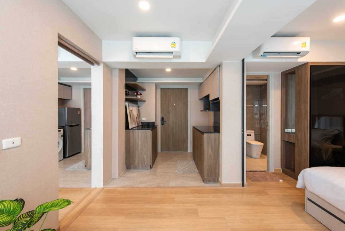 2-bed, 2-bath condo at LLOYD Soonvijai-Thonglor, 54 sqm, for rent starting from 50,000 THB/month. Available Feb 17. Near BTS Thonglor. Fully furnished + free Wi-Fi.
