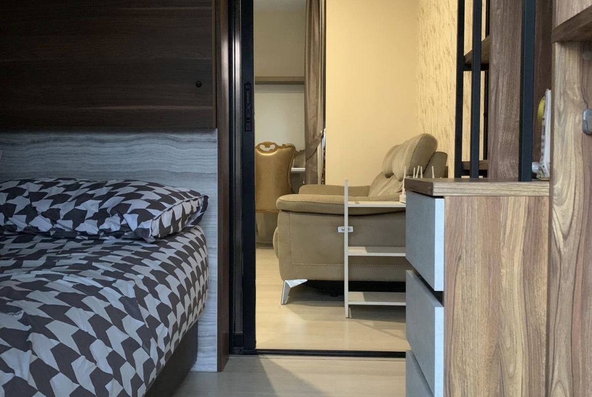 Modern 2-bedroom 1-bathroom 38 sqm condo at Knightsbridge Prime Sathorn. Rent 37,000 THB/month. Fully furnished. Near BTS Chong Nonsi, pool & gym.