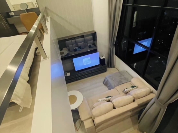 Spacious 2-bed, 2-bath condo at Supreme Ville, 118.25 sqm, for rent at 60,000 THB/month. Prime location near Lumphini MRT. Fully furnished.