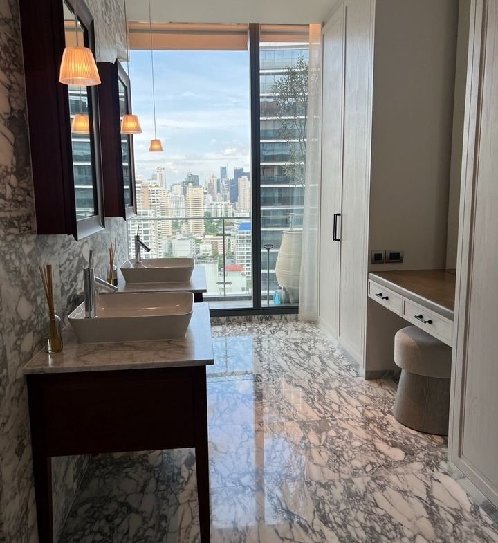 Luxurious 3-Bedroom, 3-Bathroom condo at KHUN by YOO Thonglor, 149 sqm, fully furnished, near BTS Thonglor, for rent at 275K THB/month. Move-in ready.