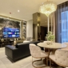 2-bed 2-bath 80 sqm condo at Hyde Heritage Thonglor. Luxurious amenities, city views, and prime Sukhumvit location. Rent 130K/month, negotiable.