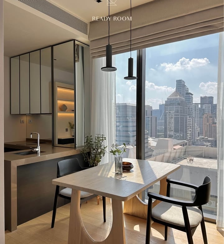 1-Bedroom 1-Bath 47sqm 28 Chidlom for Rent, 55K-65K THB, Near Chit Lom BTS