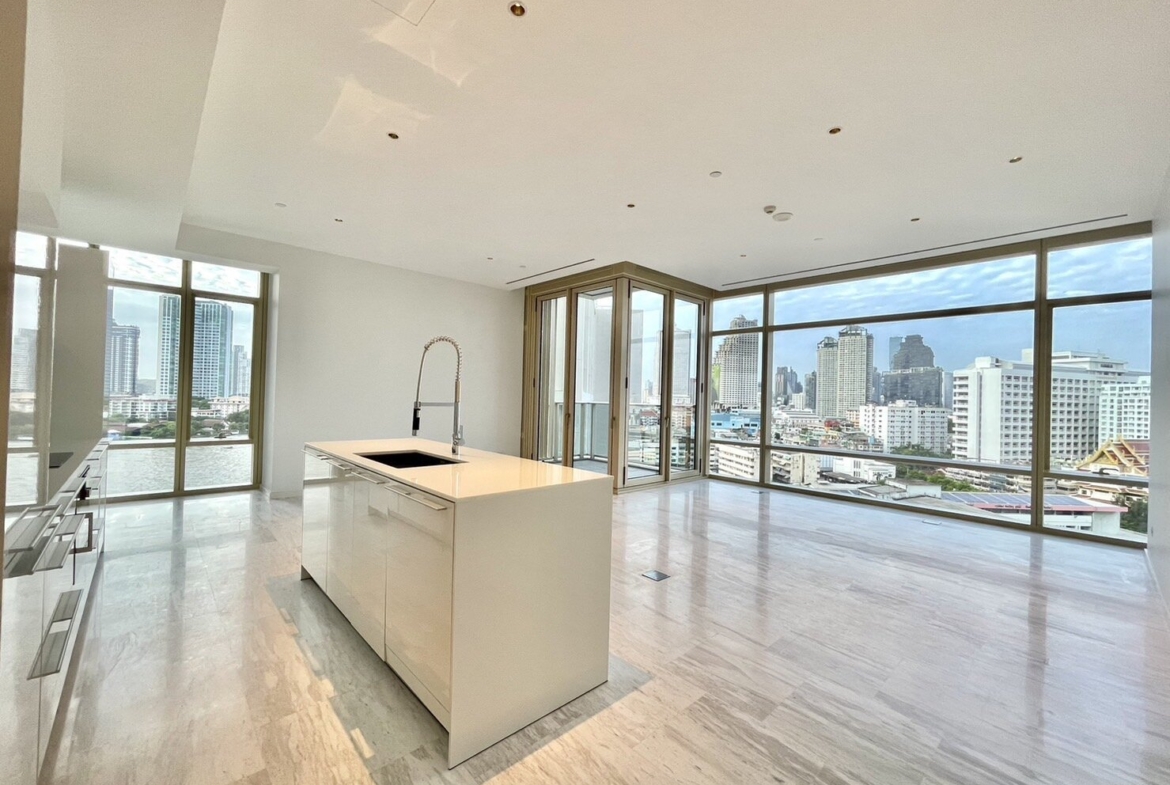 2-Bedroom, 3-Bathroom 129 sqm Condo for Rent at Four Seasons Private Residences Sathorn, Near BTS Saphan Taksin, 150,000 THB/month