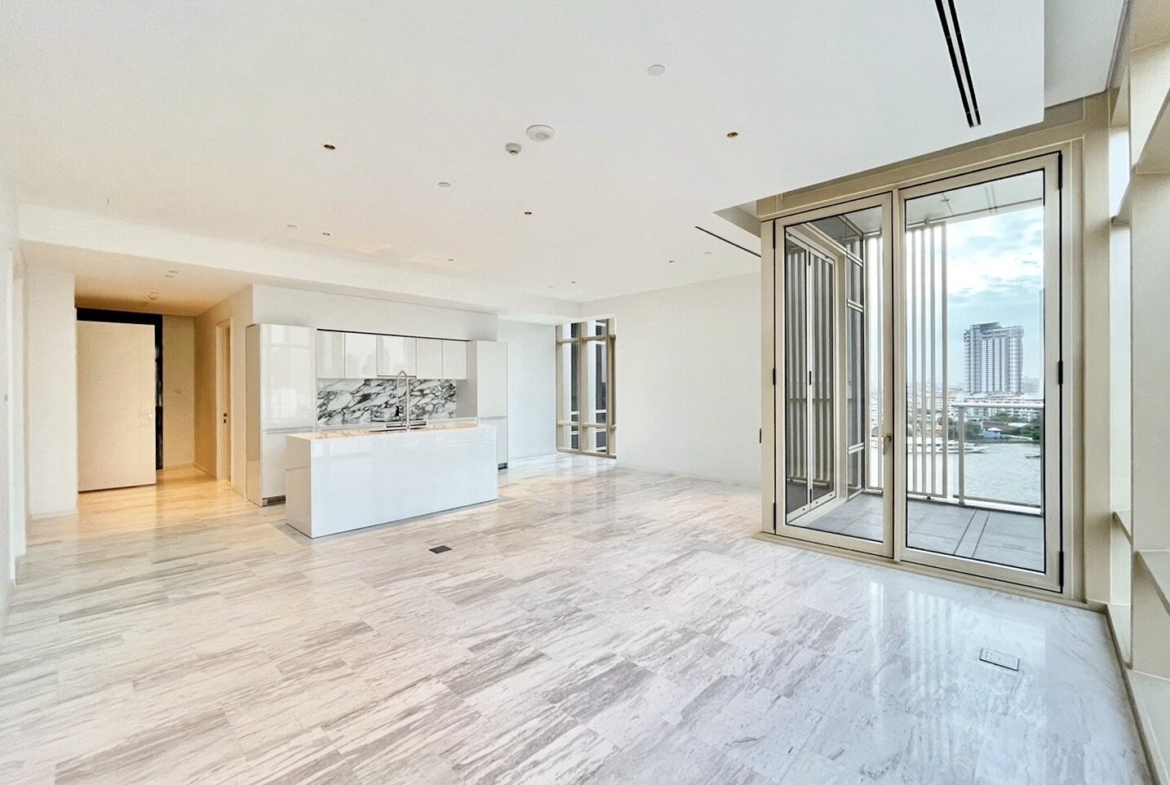 2-Bedroom, 3-Bathroom 129 sqm Condo for Rent at Four Seasons Private Residences Sathorn, Near BTS Saphan Taksin, 150,000 THB/month