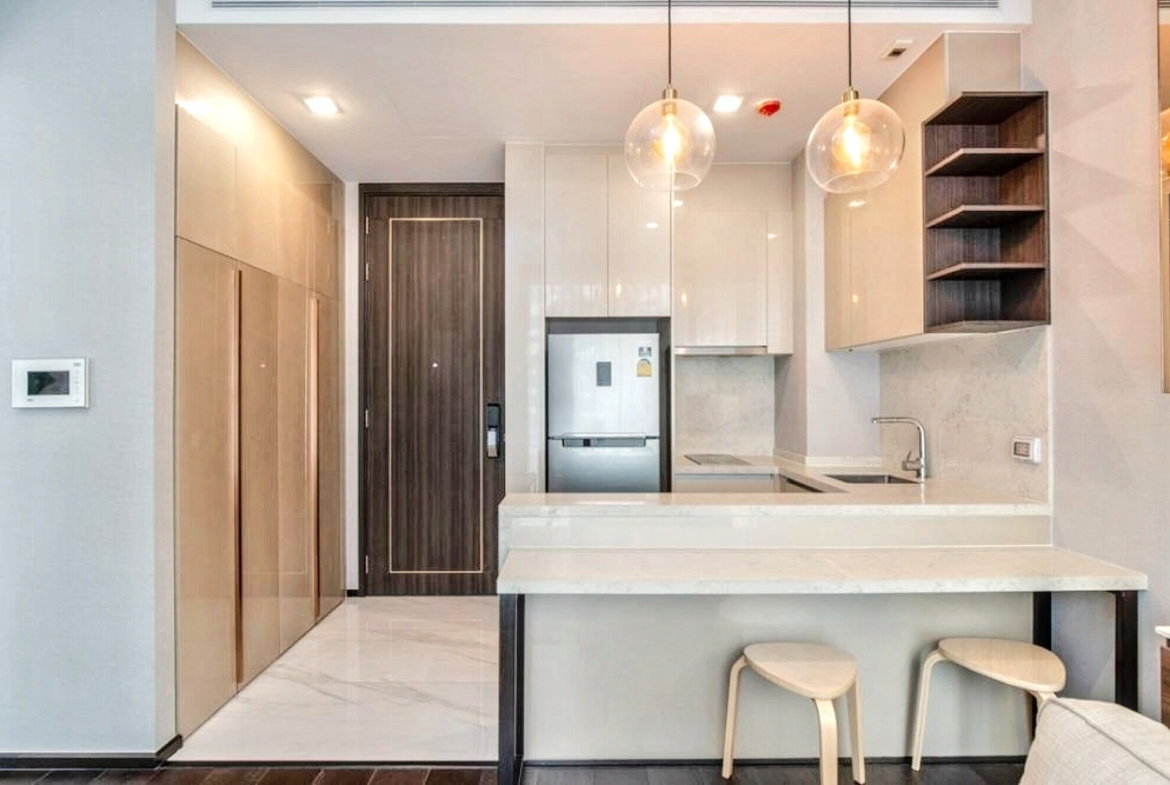 1-Bedroom 1-Bathroom 42 sqm Condo for Rent at LAVIQ Sukhumvit 57, 45,000 THB/month, Near Thonglor BTS Station