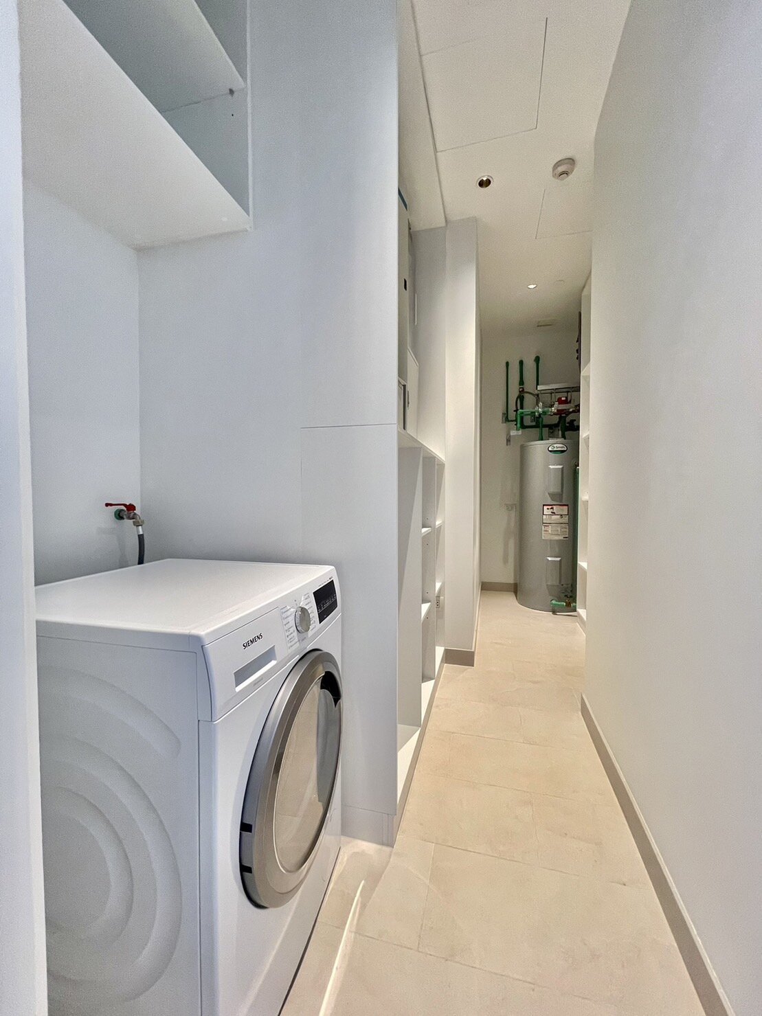 2-Bedroom, 3-Bathroom 129 sqm Condo for Rent at Four Seasons Private Residences Sathorn, Near BTS Saphan Taksin, 150,000 THB/month