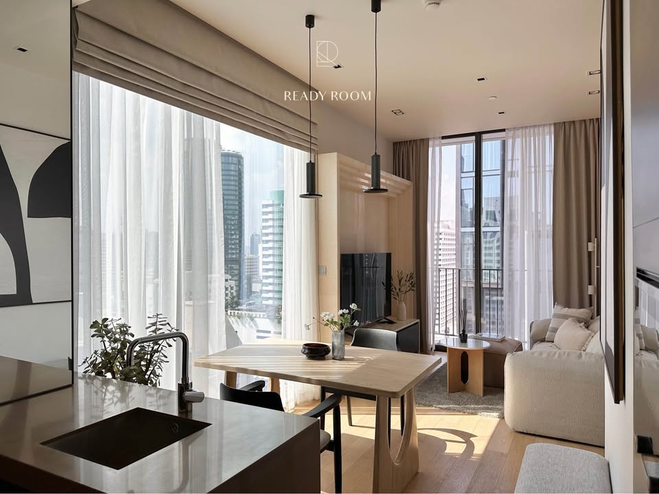 1-Bedroom 1-Bath 47sqm 28 Chidlom for Rent, 55K-65K THB, Near Chit Lom BTS