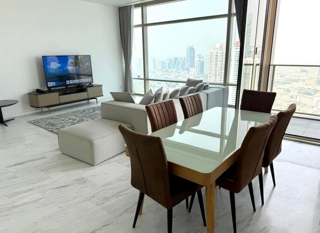 Luxury 3-bed 3-bath 192 sqm condo at Four Seasons Private Residences for rent at ฿260,000/month. Fully furnished, floor 30, Mae Rim, Chiang Mai. Available 14/2/2025!